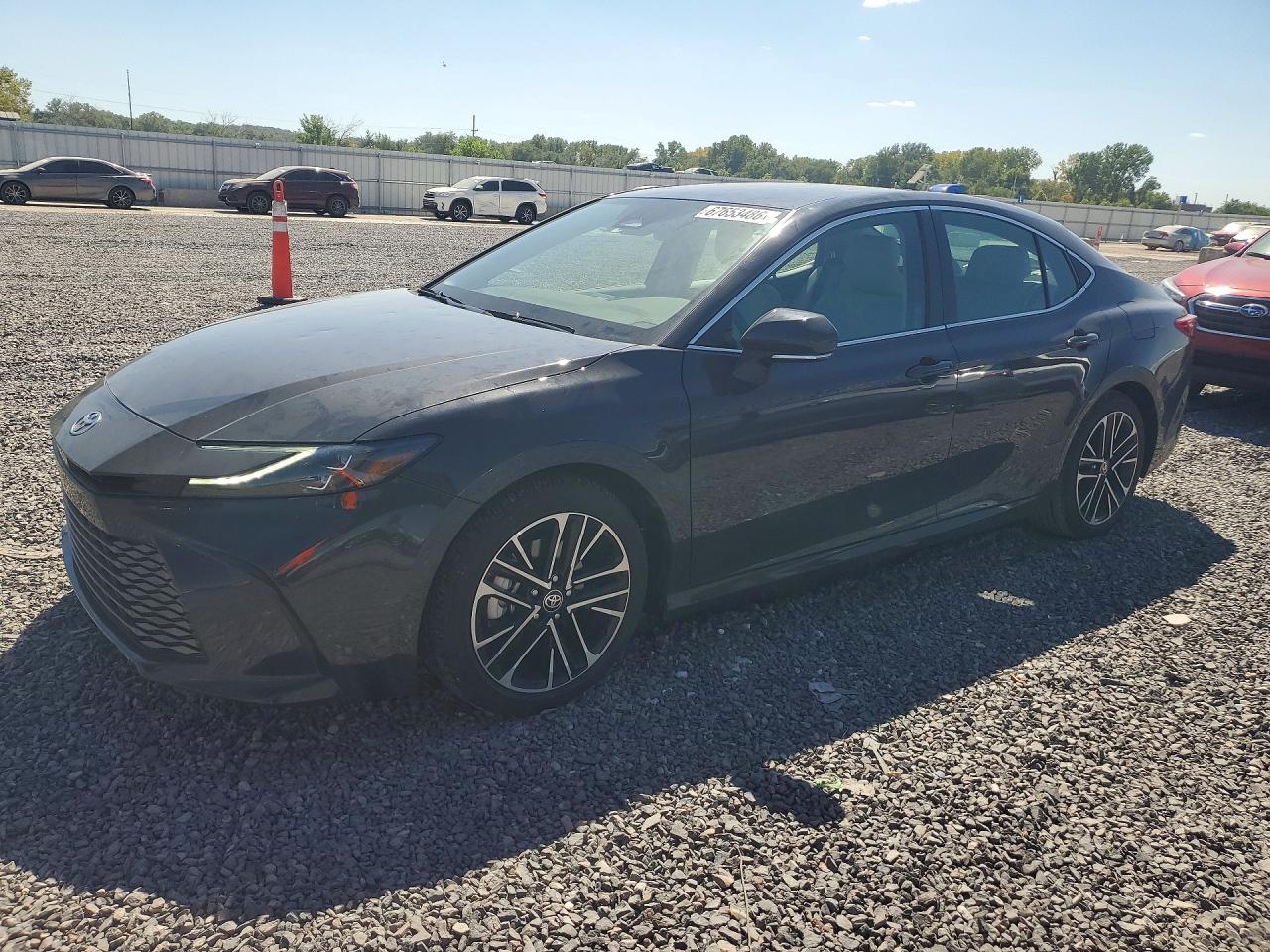 2025 TOYOTA CAMRY