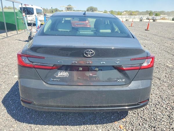 2025 TOYOTA CAMRY