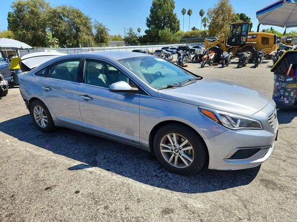 2017 HYUNDAI SONATA SE, Eco