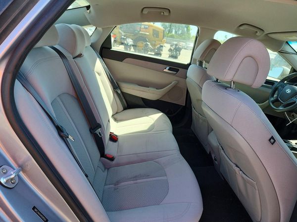 2017 HYUNDAI SONATA SE, Eco