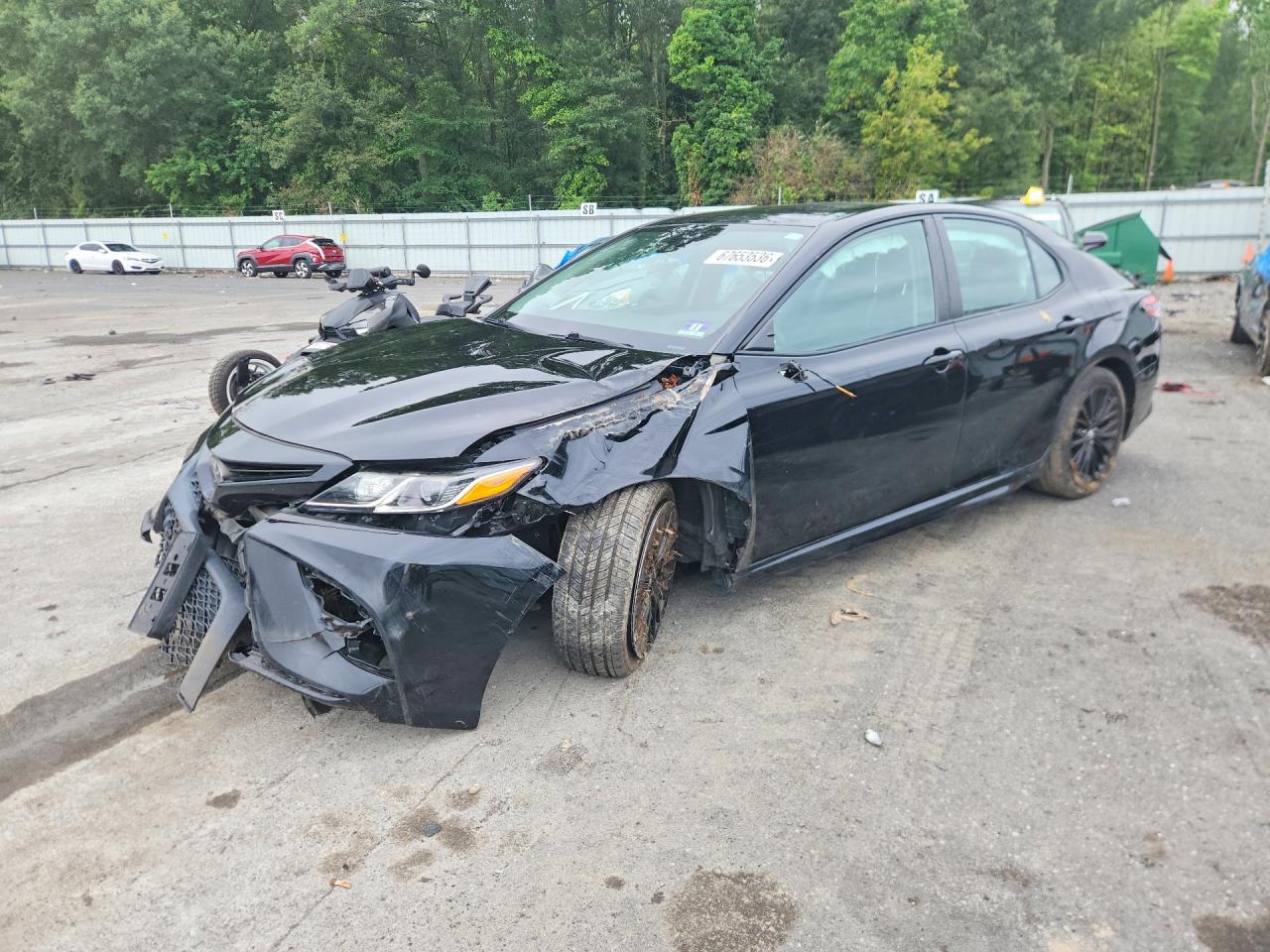 2019 TOYOTA CAMRY L/LE/SE/XLE — Front 3/4