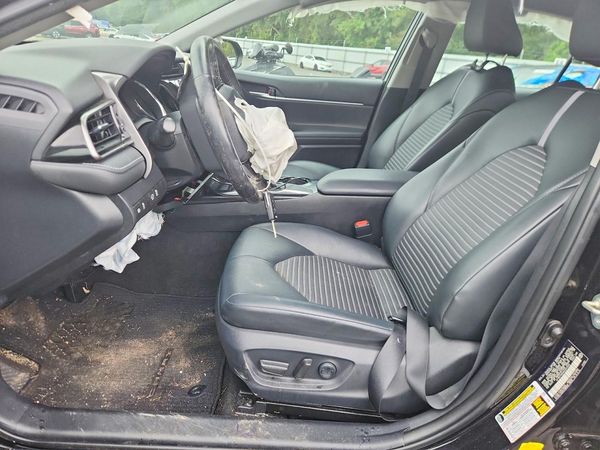 2019 TOYOTA CAMRY L/LE/SE/XLE — DENT