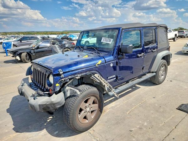 2013 JEEP WRANGLER Sport — Front 3/4