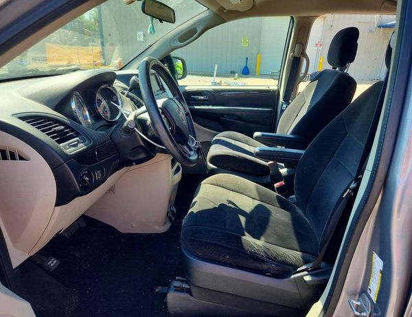 2013 DODGE GRAND CARAVAN SE