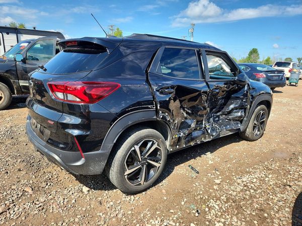 2022 CHEVROLET TRAILBLAZER RS