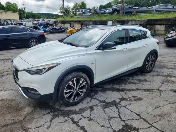 2018 INFINITI QX30