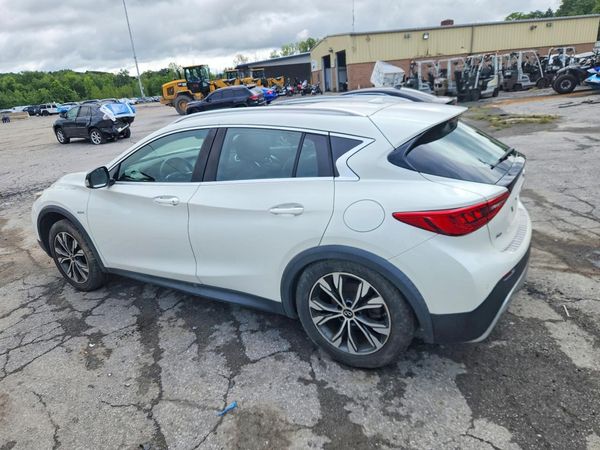 2018 INFINITI QX30