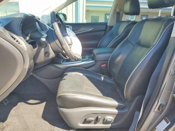 2018 INFINITI QX60 — DENT