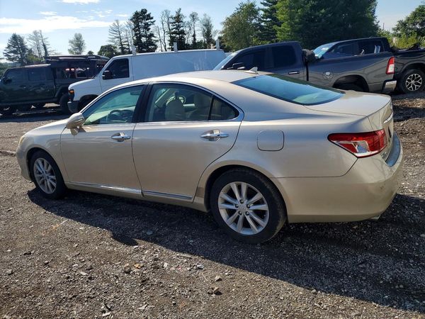 2017 LEXUS IS