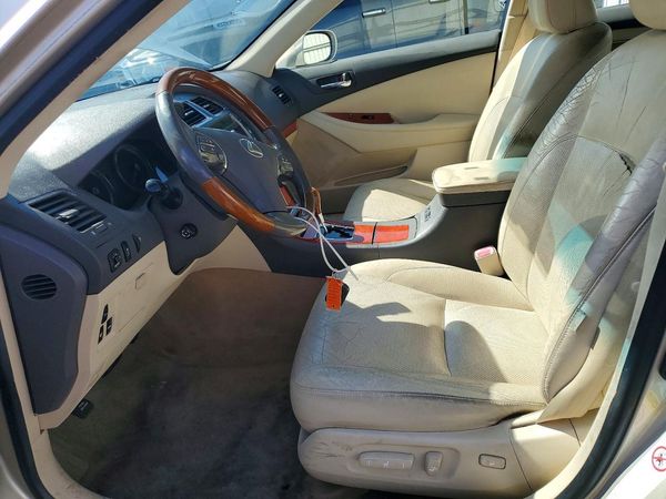 2017 LEXUS IS