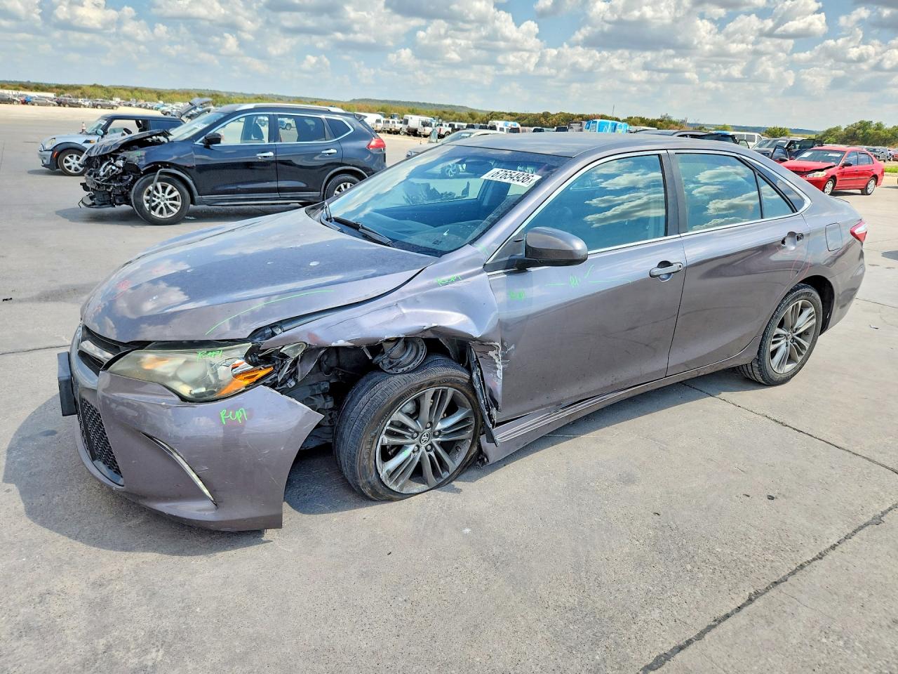 2016 TOYOTA CAMRY