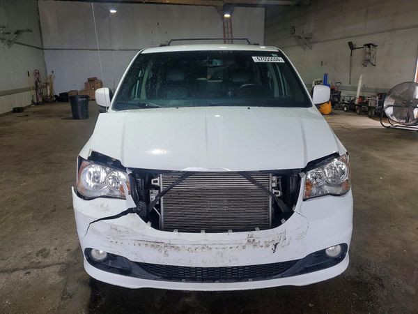 2017 DODGE GRAND CARAVAN SXT
