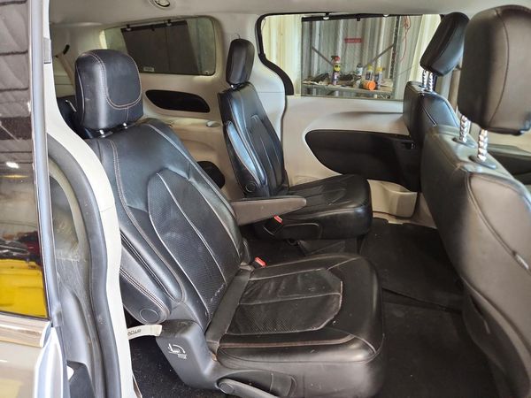 2018 CHRYSLER PACIFICA Touring L — PSRS