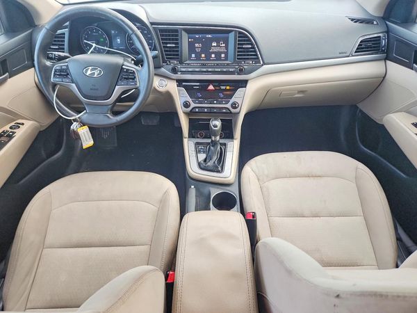 2017 HYUNDAI ELANTRA