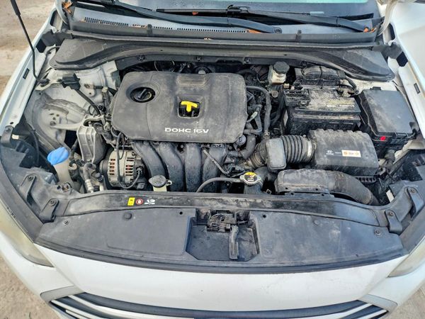 2017 HYUNDAI ELANTRA