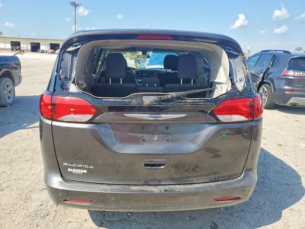 2019 CHRYSLER PACIFICA