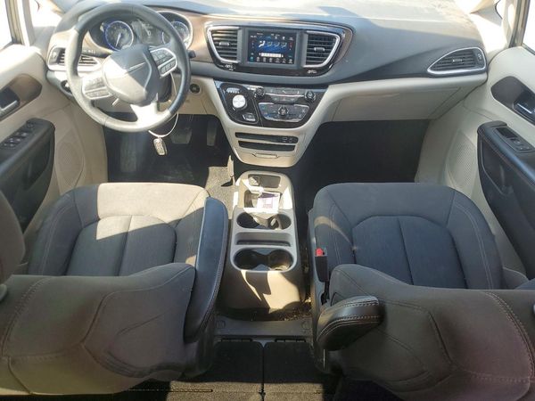 2019 CHRYSLER PACIFICA
