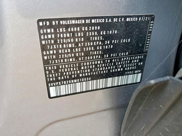 2022 VOLKSWAGEN TAOS
