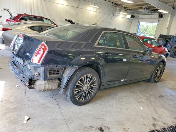 2013 CHRYSLER 300