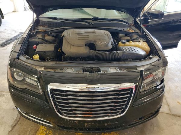 2013 CHRYSLER 300
