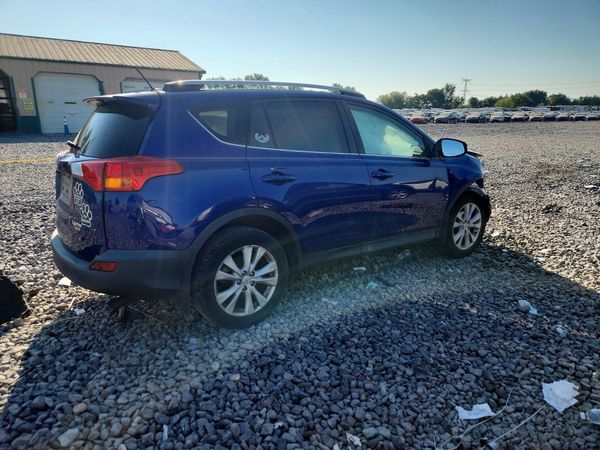 2015 TOYOTA RAV4