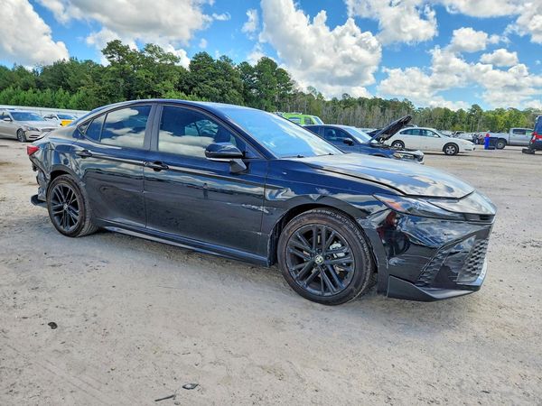 2026 TOYOTA CAMRY