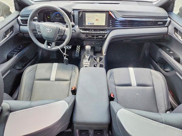 2026 TOYOTA CAMRY