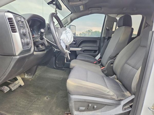 2017 CHEVROLET SILVERADO LT — DENT