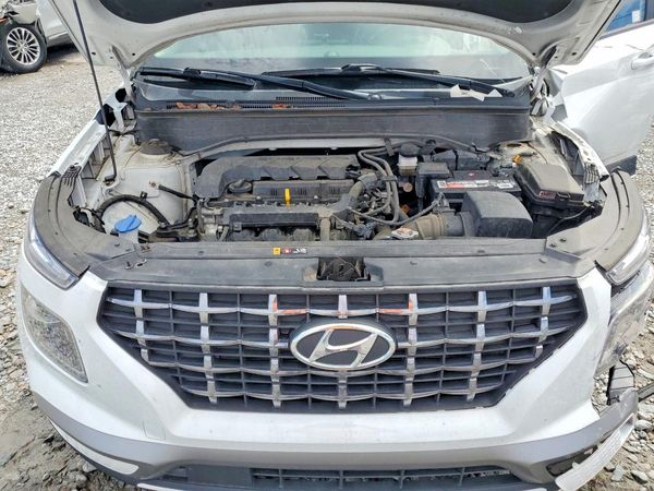 2023 HYUNDAI VENUE