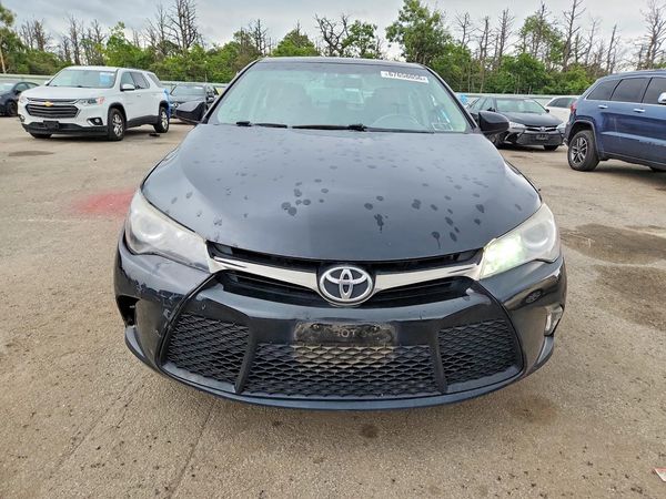 2017 TOYOTA CAMRY