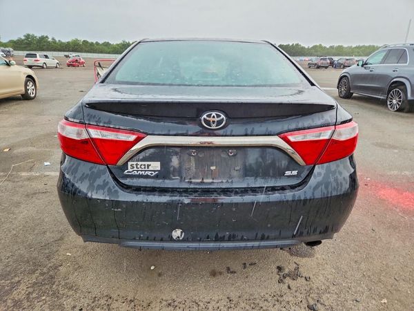 2017 TOYOTA CAMRY