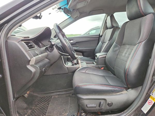 2017 TOYOTA CAMRY
