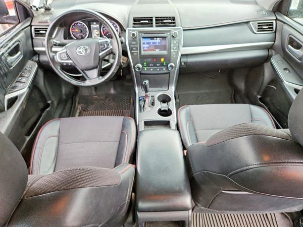 2017 TOYOTA CAMRY