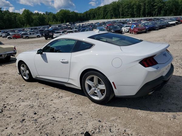 2026 FORD MUSTANG