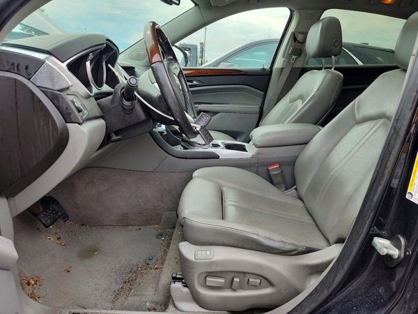 2012 CADILLAC SRX Luxury