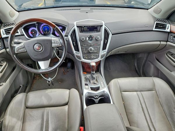 2012 CADILLAC SRX Luxury