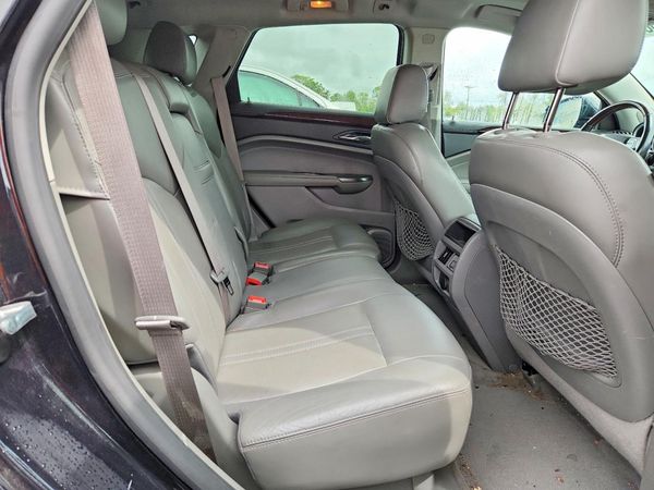 2012 CADILLAC SRX Luxury