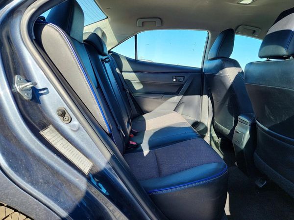 2017 TOYOTA COROLLA