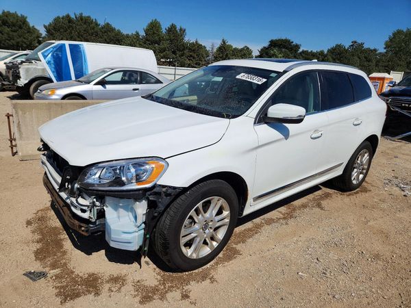 2015 VOLVO XC60