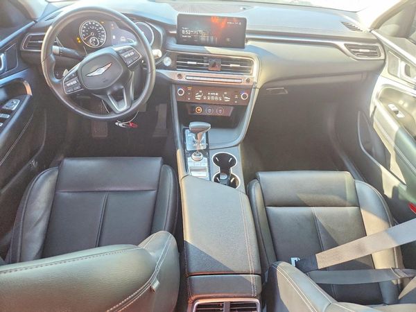 2025 GENESIS G70