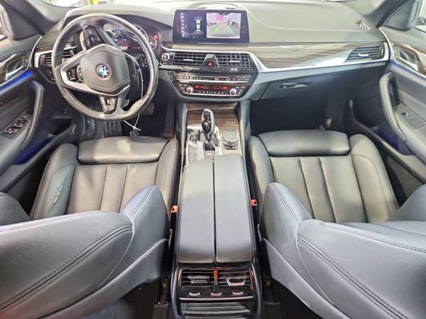 2018 BMW 530I