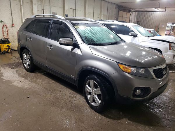 2013 KIA SORENTO EX