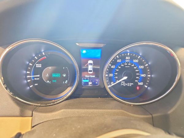 2012 HYUNDAI SONATA Middle level