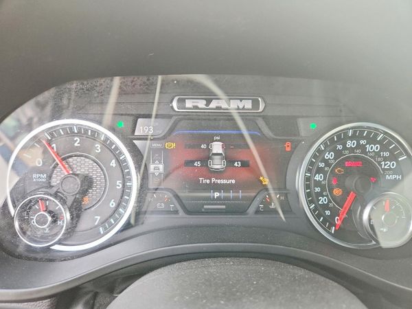 2025 RAM 1500