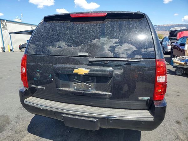 2012 CHEVROLET SUBURBAN LTZ