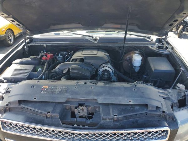 2012 CHEVROLET SUBURBAN LTZ