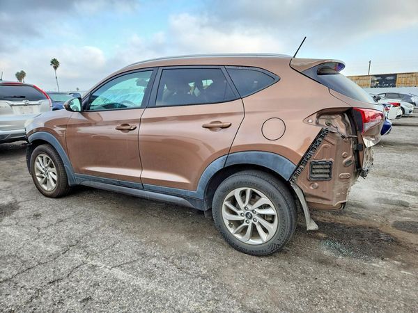 2016 HYUNDAI TUCSON