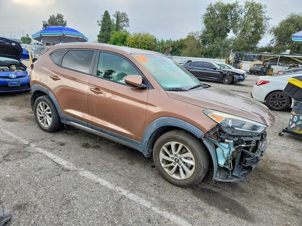 2016 HYUNDAI TUCSON