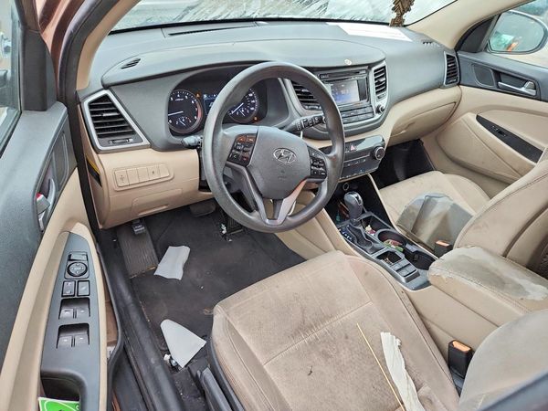 2016 HYUNDAI TUCSON