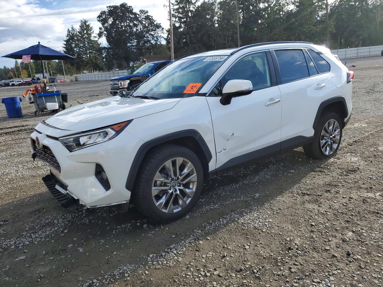 2021 TOYOTA RAV4 Limited — Front 3/4